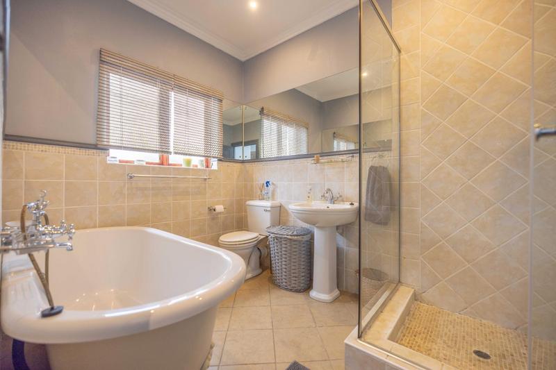 4 Bedroom Property for Sale in Kingswood Eastern Cape